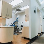 Operatory room with blue dental chair